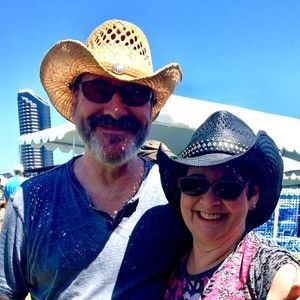 Meet your Posher, Inez